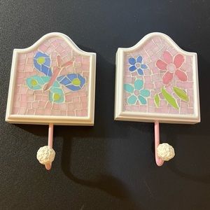 New Mosaic Pink Girl’s Wall Hooks